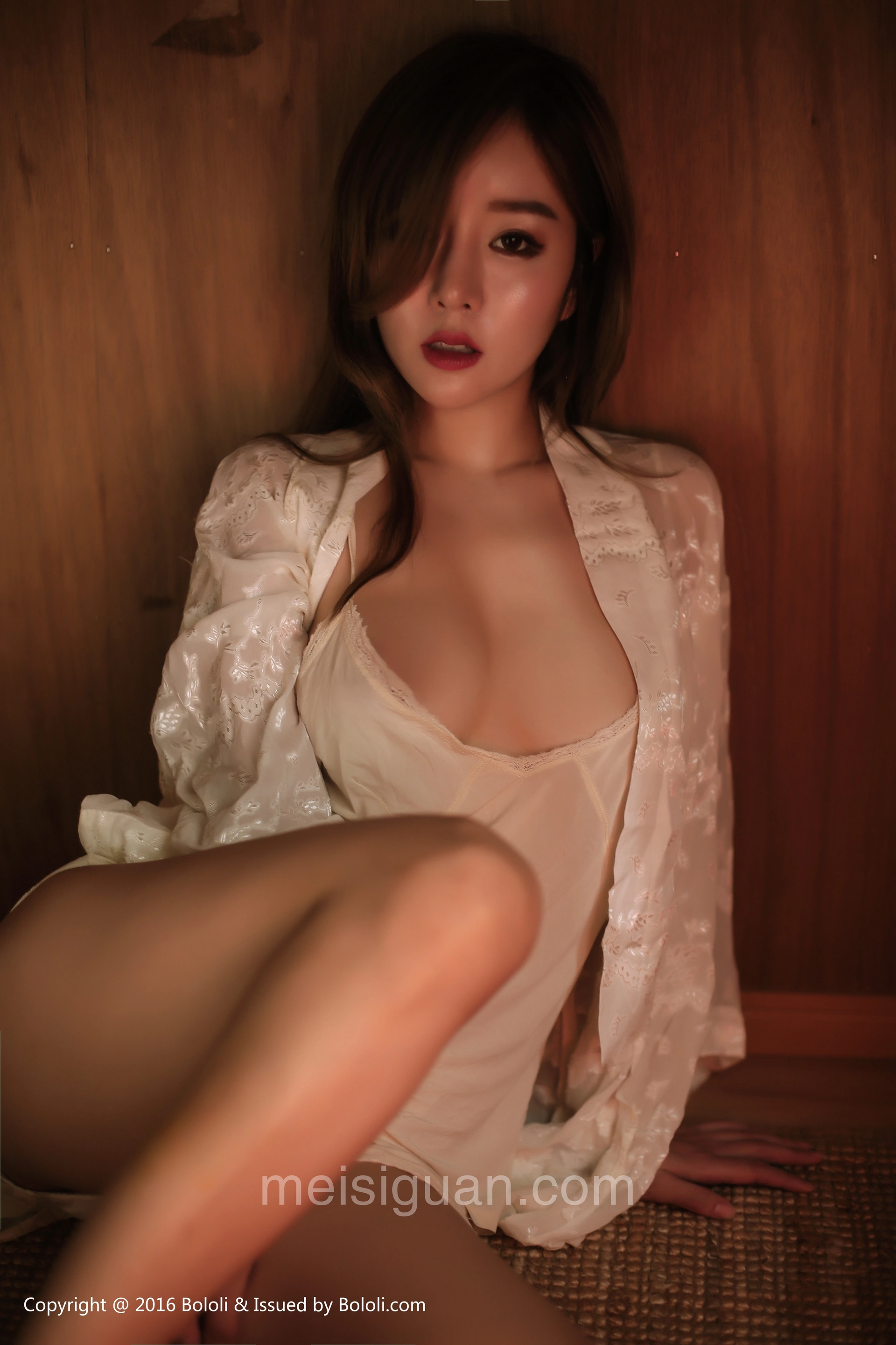 BoLoLi波萝社 - 2017.08.14 VOL.102 王雨纯野外露出 2
